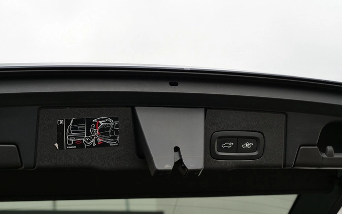 Volvo XC 60 cena 164900 przebieg: 118820, rok produkcji 2020 z Barcin małe 529